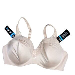 Bali Smoothing NWT Balconette Underwire Bra Size 42D